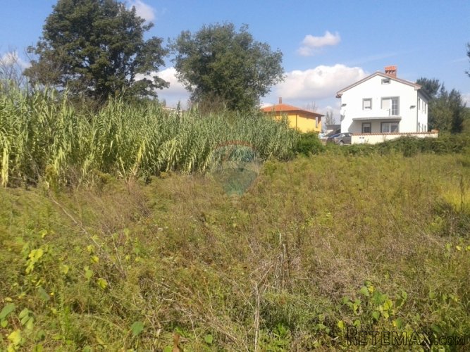 LIŽNJAN, GRAĐEVINSKO ZEMLJIŠTE - 837 m2 - 4