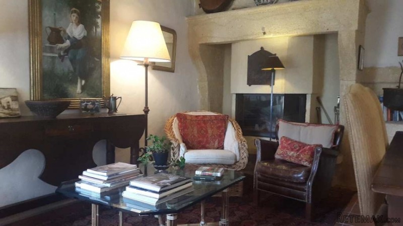 Village House in Great Location - 2