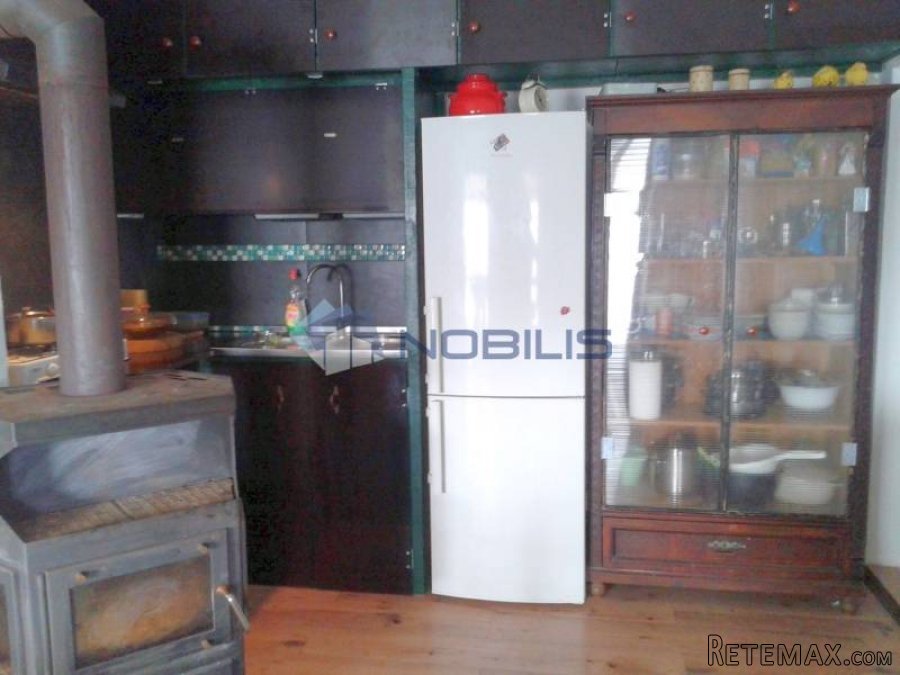 Zemljište 13.000 m2 + kuća 100 m2 + nadstrešnica 20 m2 - 7