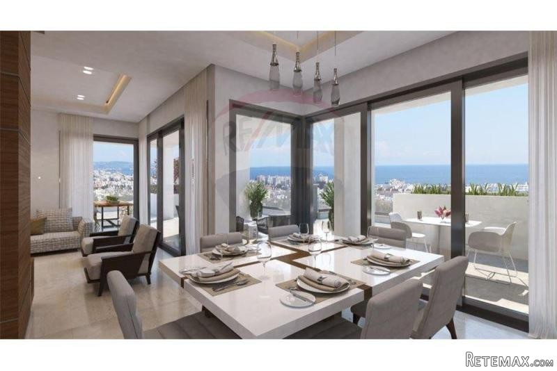 Condo/Apartment - For Sale -..