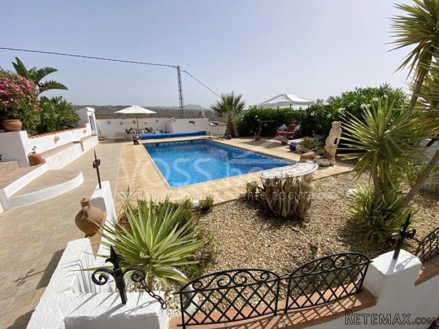 NEW & EXCLUSIVE TO VOSS HOMES - A beautifully presented.. - 10