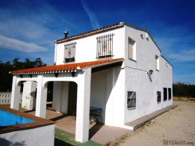 Bargain 6 Bedroom Country House For..