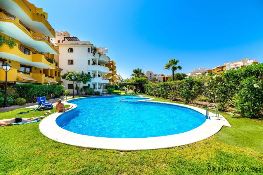 Espacioso ático de 148m2 y 35m2 de solarium privado..
