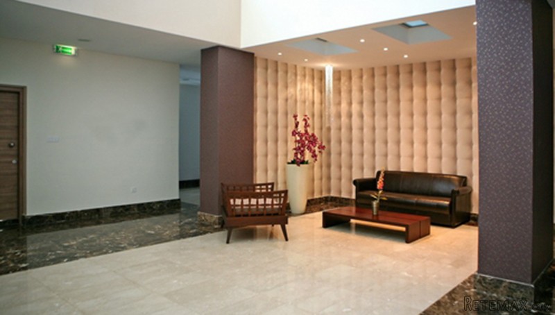 4 Bedroom Beach Apartment. - 2
