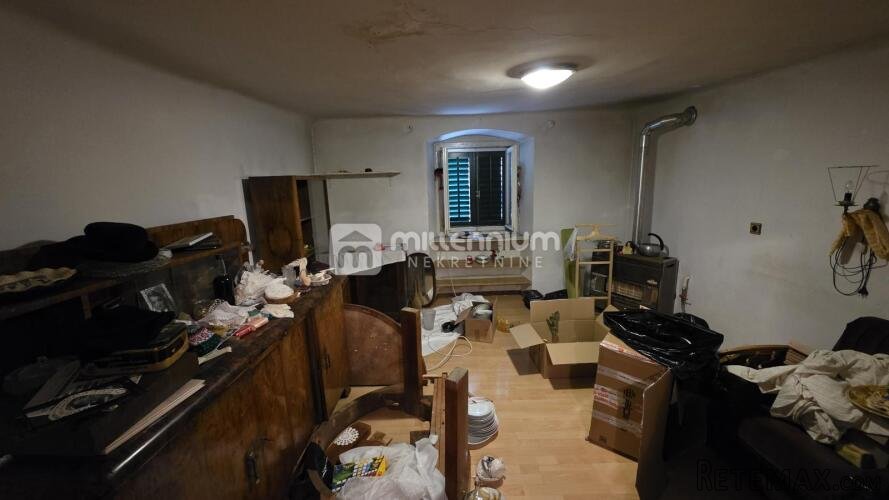Rijeka, Centar, 79.86m2, 3-sobni s balkonom i lođom - 3