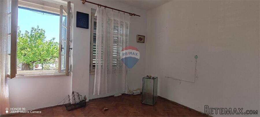 Rijeka, Kantrida - dvosoban klasičan, prizemlje