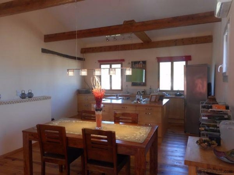 Fantastic Duplex Apartment With Views.. - 2