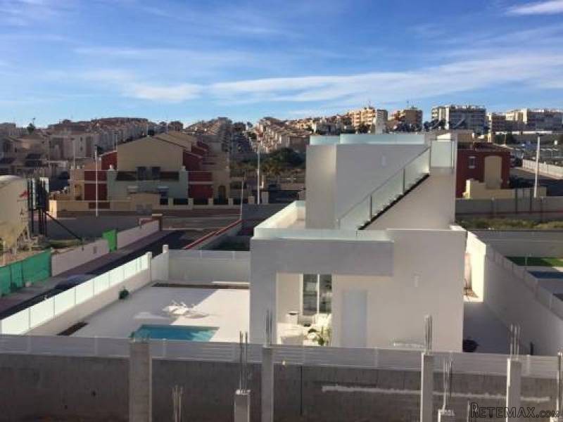 3 Bedroom 3 Bathroom Villa In.. - 2