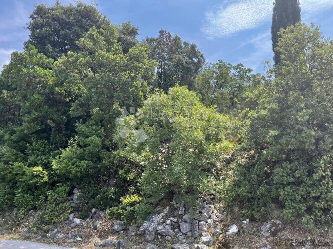 Građevinsko zemljište kod Korčule, prilika!
