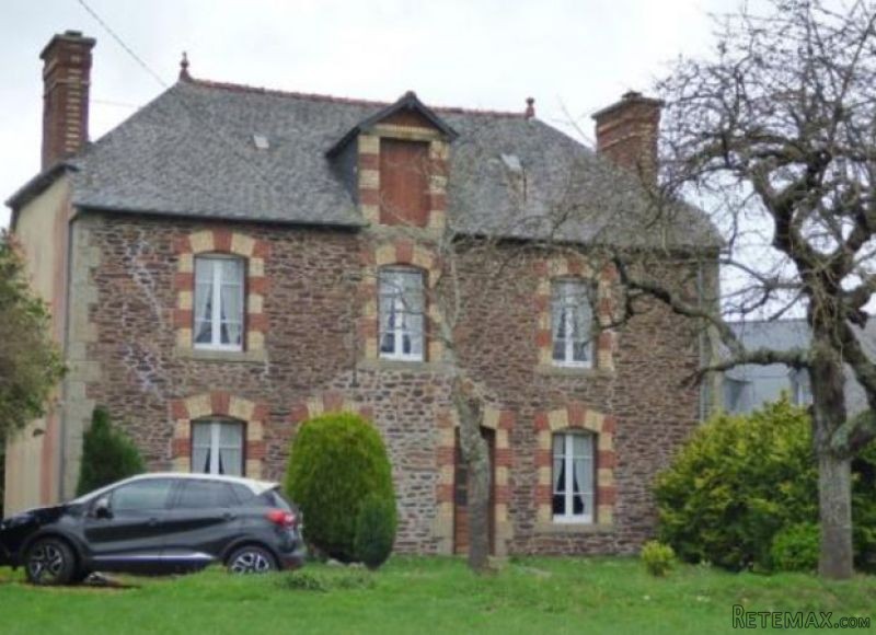 Lovely Manor House in Nice Setting