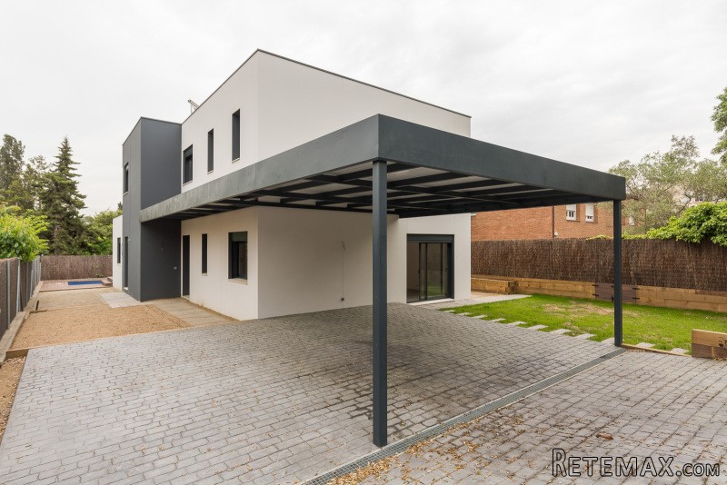 Spectacular newly-built house for sale.. - 2