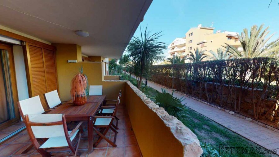 Hermoso apartamento en planta baja ubicado en la.. - 2