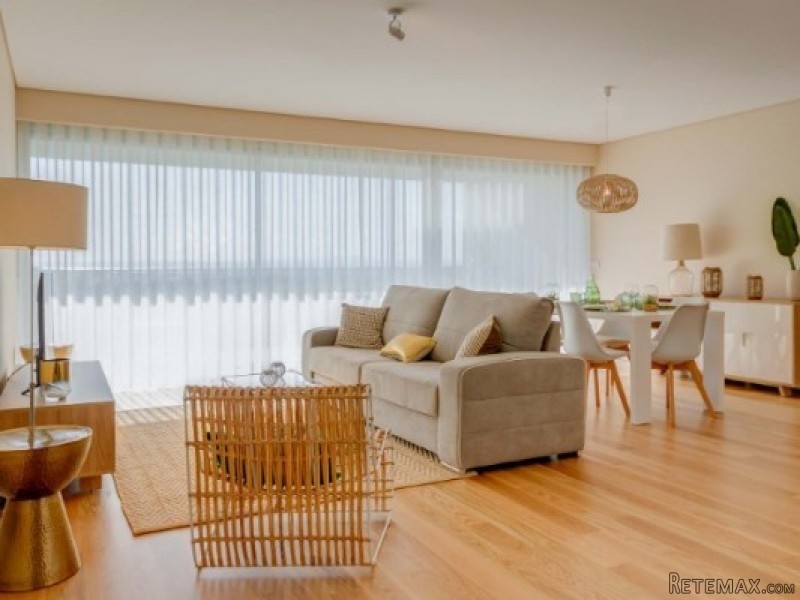 Contemporary 4 Bedroom Apartment In.. - 2