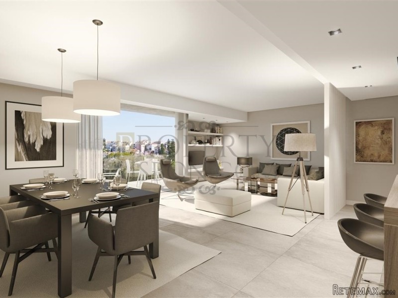 T2 Lisbon Apartment with large terraces..