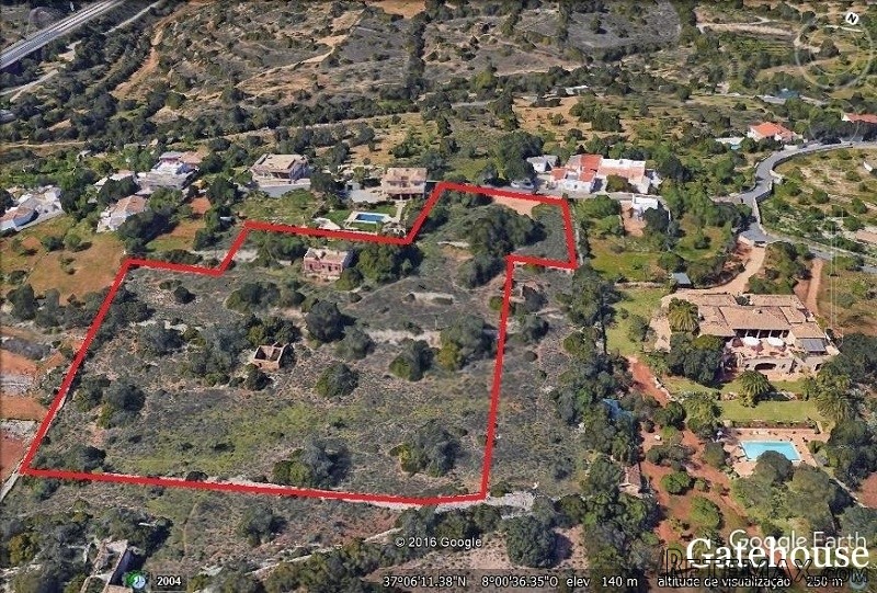 Plot With Ruin And Sea Views For Sale..