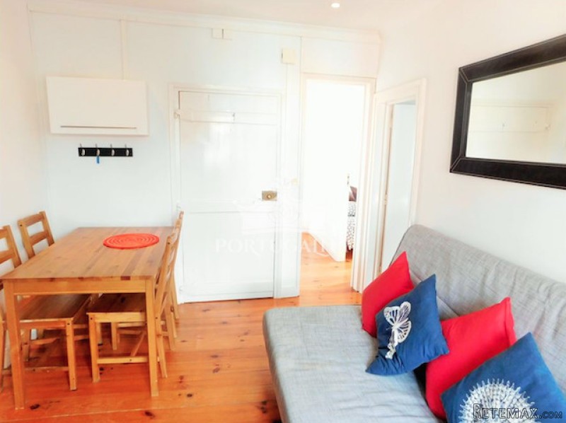 2 Bedrooms Apartment In Graca, Lisbon - 2