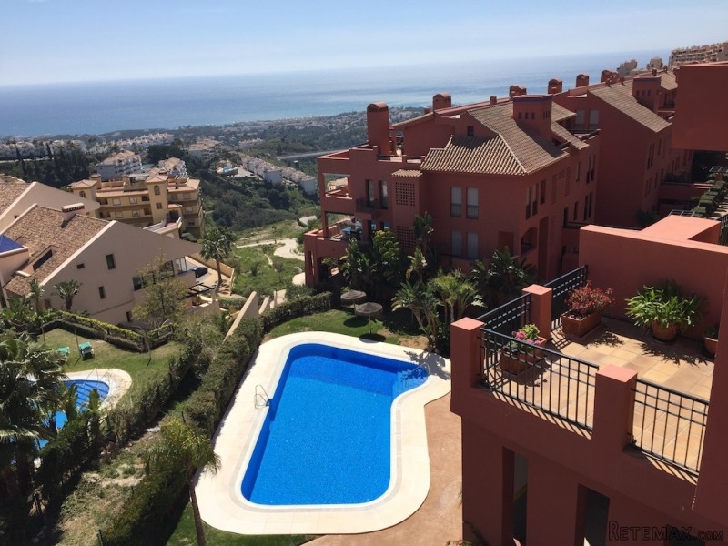 APARTMENT FOR SALE IN CALAHONDA