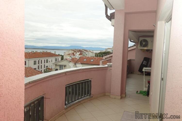 Crikvenica, komforan stan sa prekrasnim pogledom
