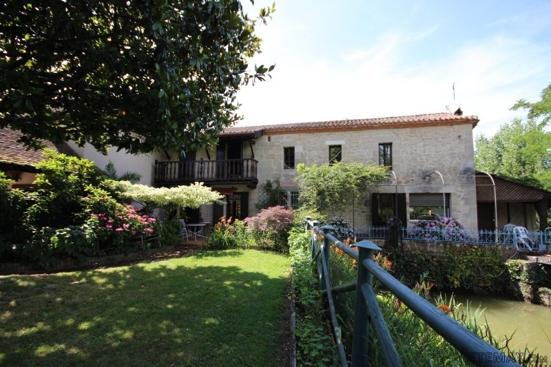Unique property including 3 bed stone.. - 2