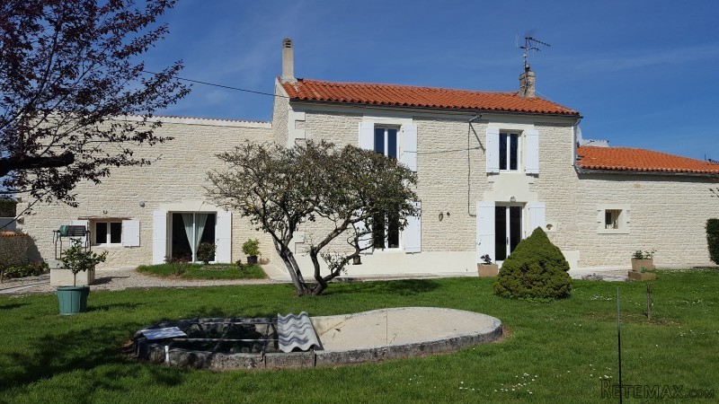 4 Bedroom Stone House With Pretty..