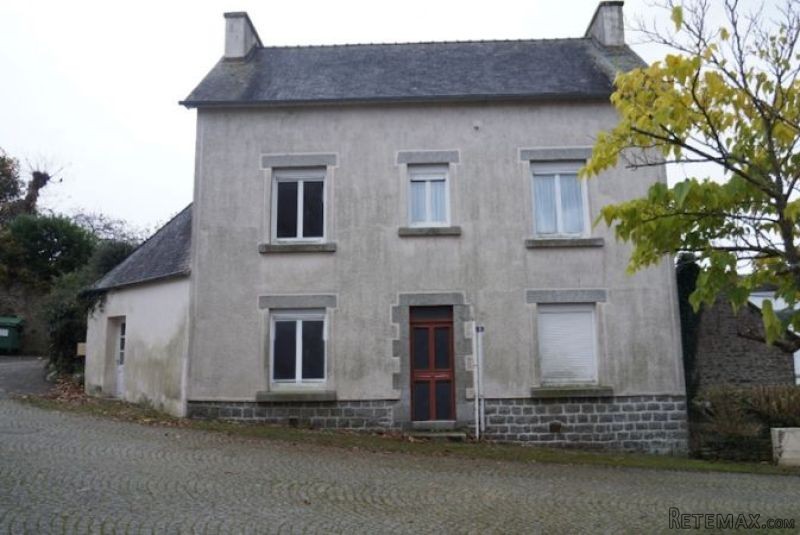 Nice Detached Village House