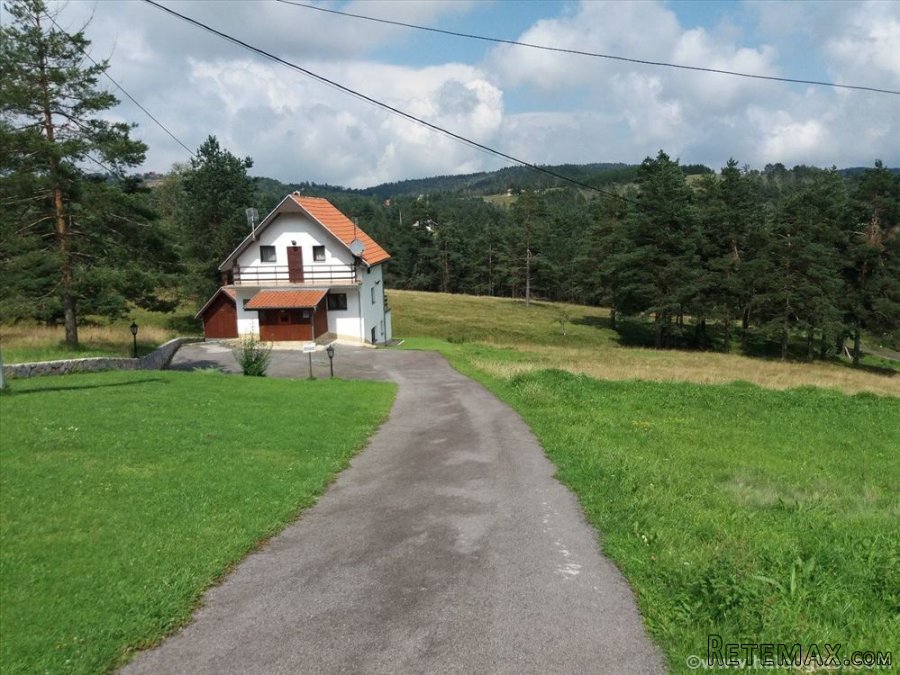 Prodajem kucu na Divcibarama - 9