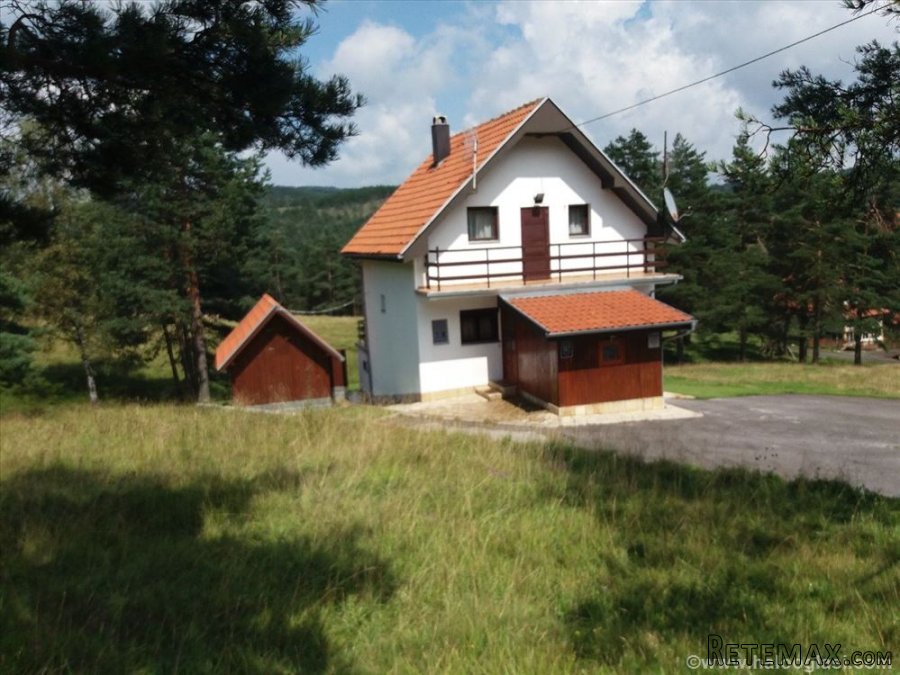 Prodajem kucu na Divcibarama - 10