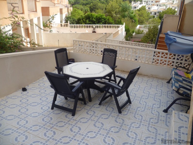 2 Bedrooms Apartment For Sale