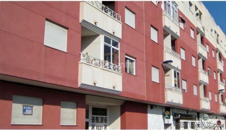 This apartment in Torrevieja near the Habeneras shopping..