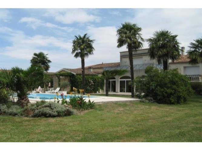 4 bedroom Character For Sale: 33000.. - 2