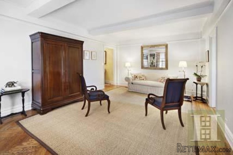 1 bedroom Apartment For Sale: 140 EAST..
