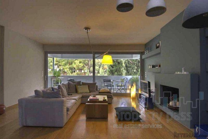 2 bedroom Apartment For Sale: Palaio..