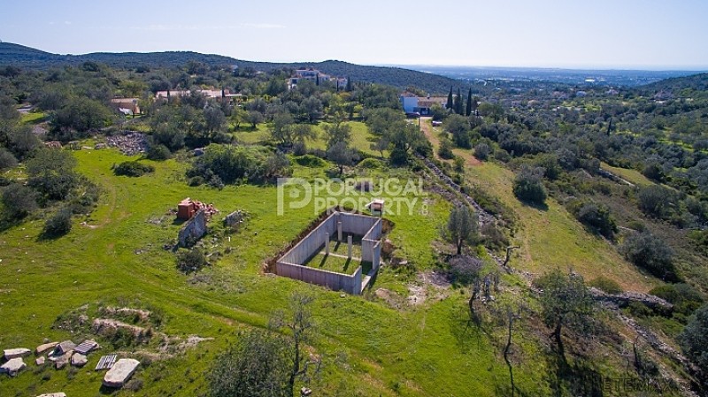 Land In Santa Barbara de nexe Tranquil..