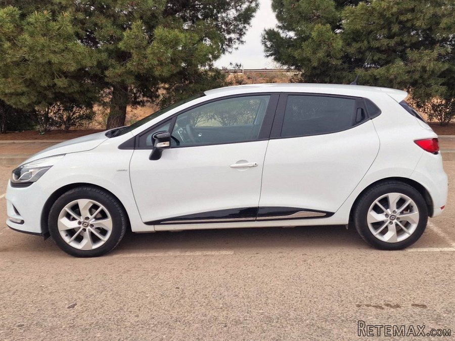 Renault Clio 1.2 L Limited - 3