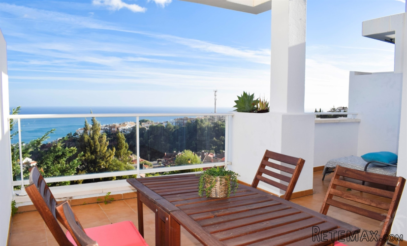 Beautiful apartments with spacious sunny terraces with..