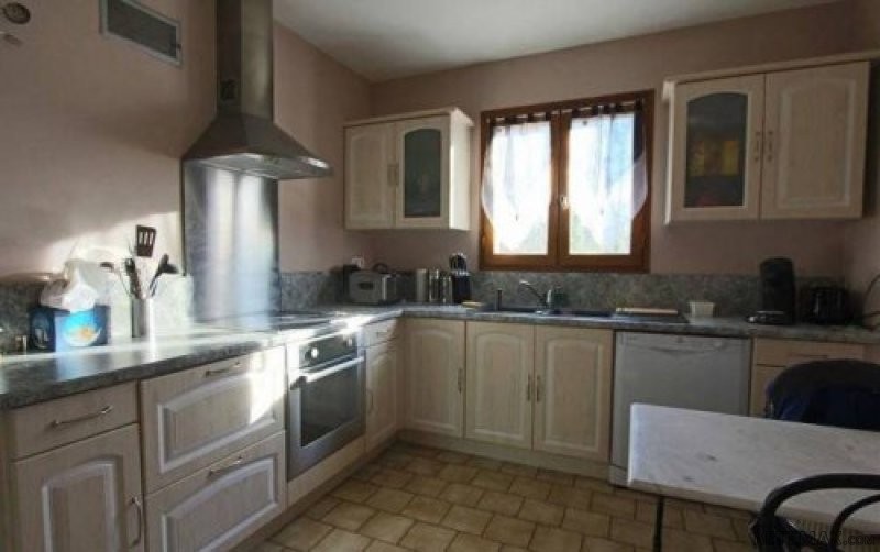 4 Bed Villa With Garage Close To.. - 2