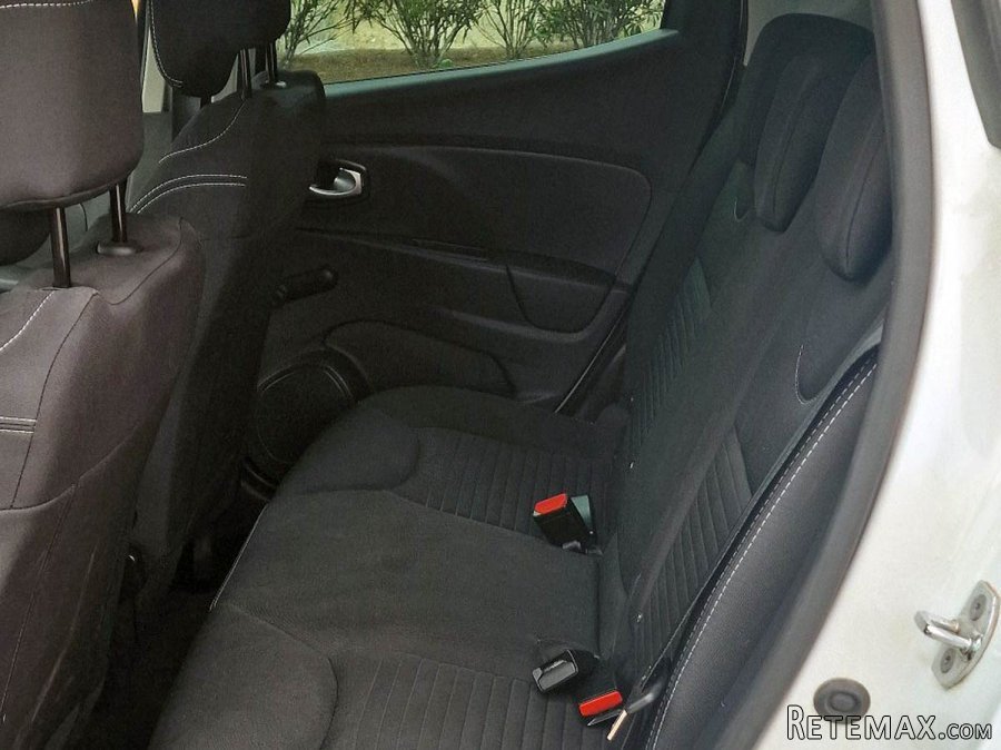 Renault Clio 1.2 L Limited - 5