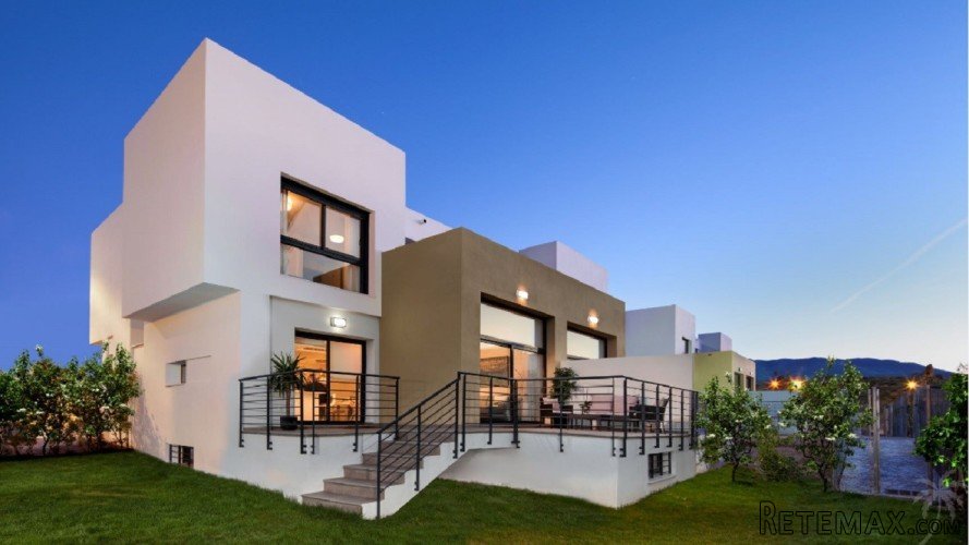 A beautiful new project consisting of 24 semi-detached..