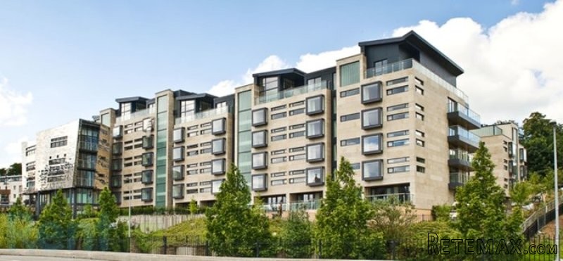 Ballinteer Rd, Dundrum, Dublin 14.. - 2