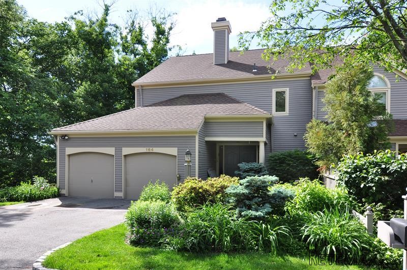 3 bedroom House For Sale: 164 Boulder..