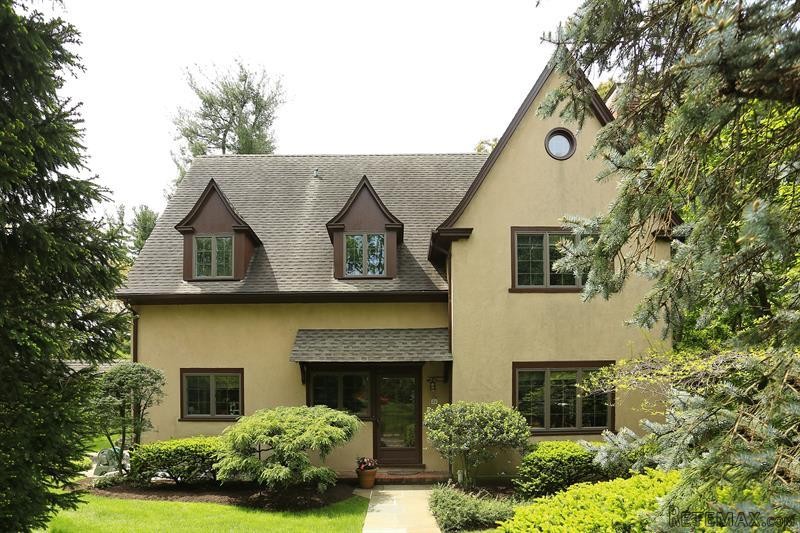 5 bedroom House For Sale: 26 Underhill..