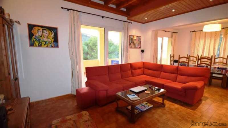 Detached house southfacing - 2