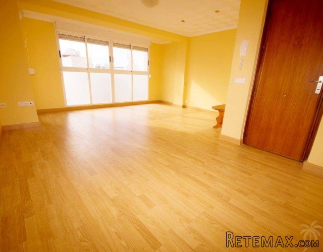 A penthouse in the port of Torrevieja, facing south with a.. - 2