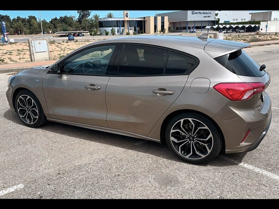 Ford Focus 1.0 ST-Line - 2