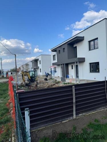 Velika Gorica, Petrovina Turopoljska 120 m2, duplex kuća