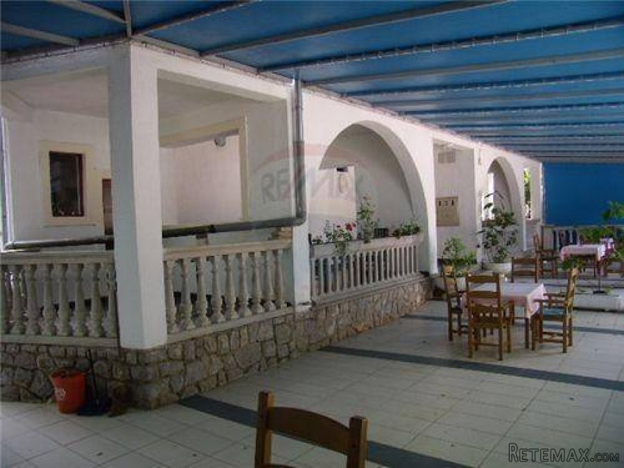 Restoran sa 11 apartmana