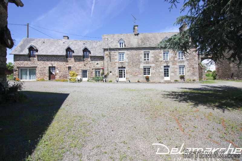 Stone House With Adjoining Cottage.. - 2