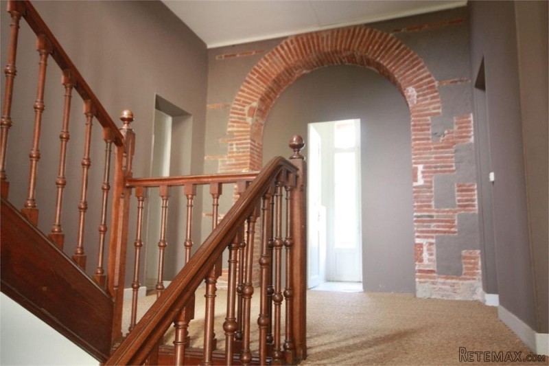 Superb Chararcter House With Lots Of.. - 2