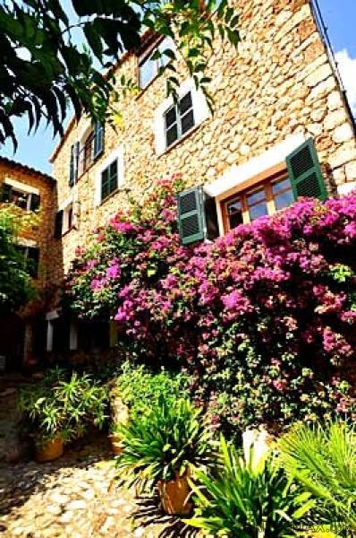 Wonderful Townhouse In Fornalutx - Only..