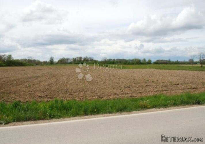 Građevinsko zemljište Ivanić-Grad, 32000m2, pogodno za solar - 2